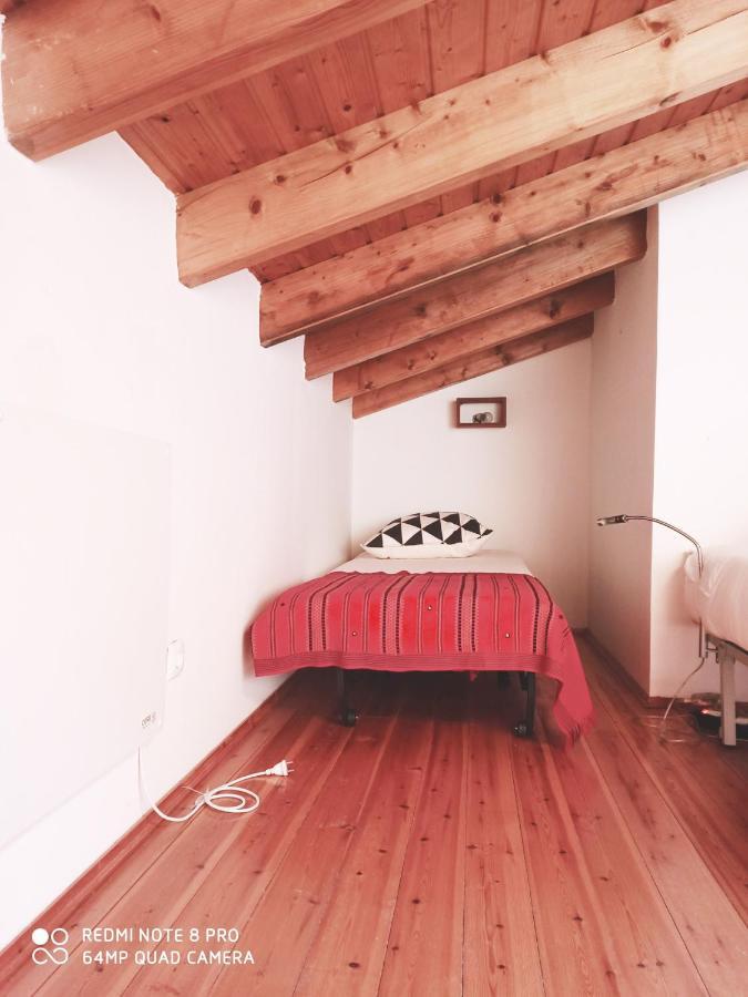 Homestay Attic Private Bedroom Aljezur Exterior foto
