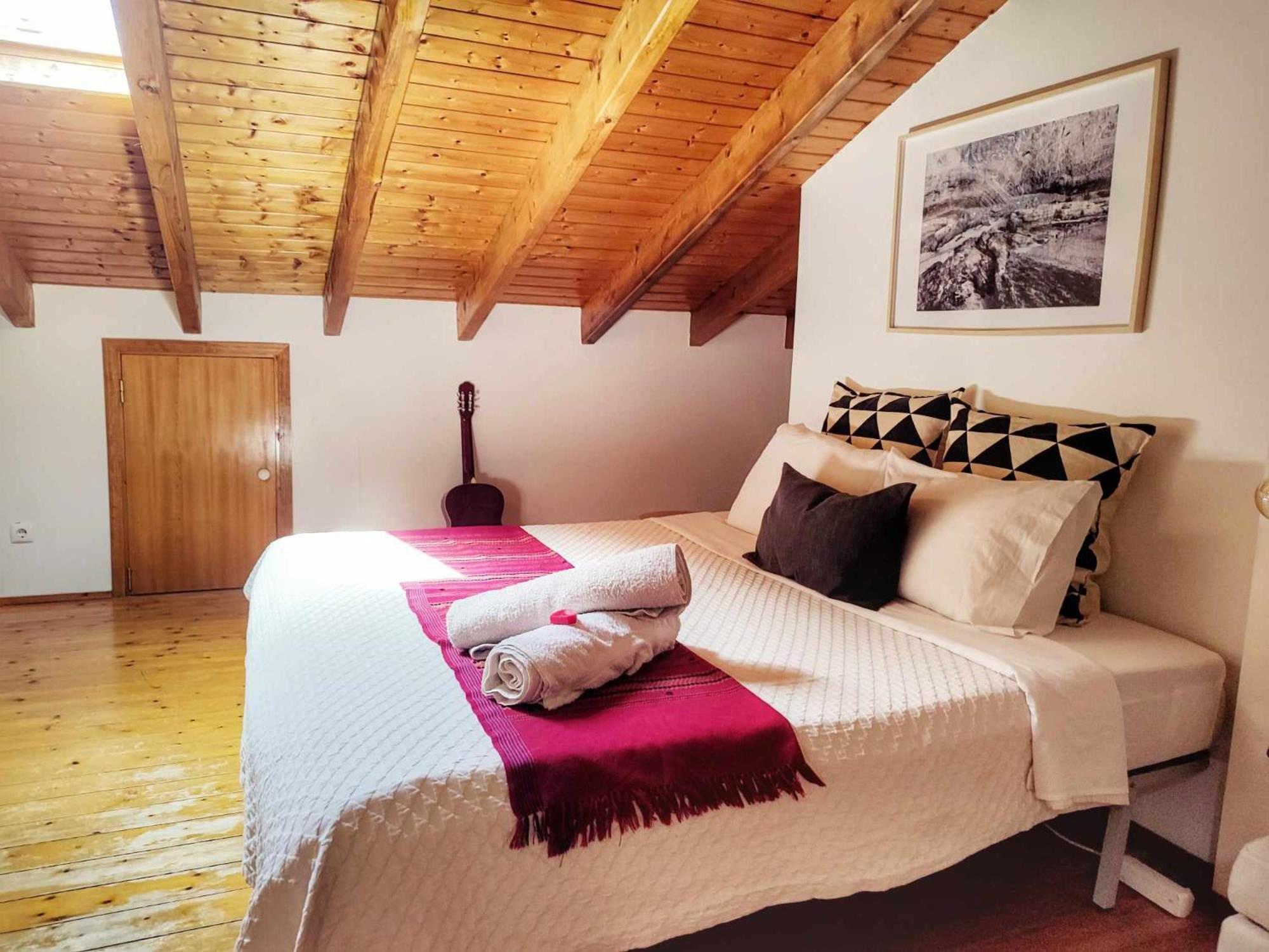 Homestay Attic Private Bedroom Aljezur Exterior foto